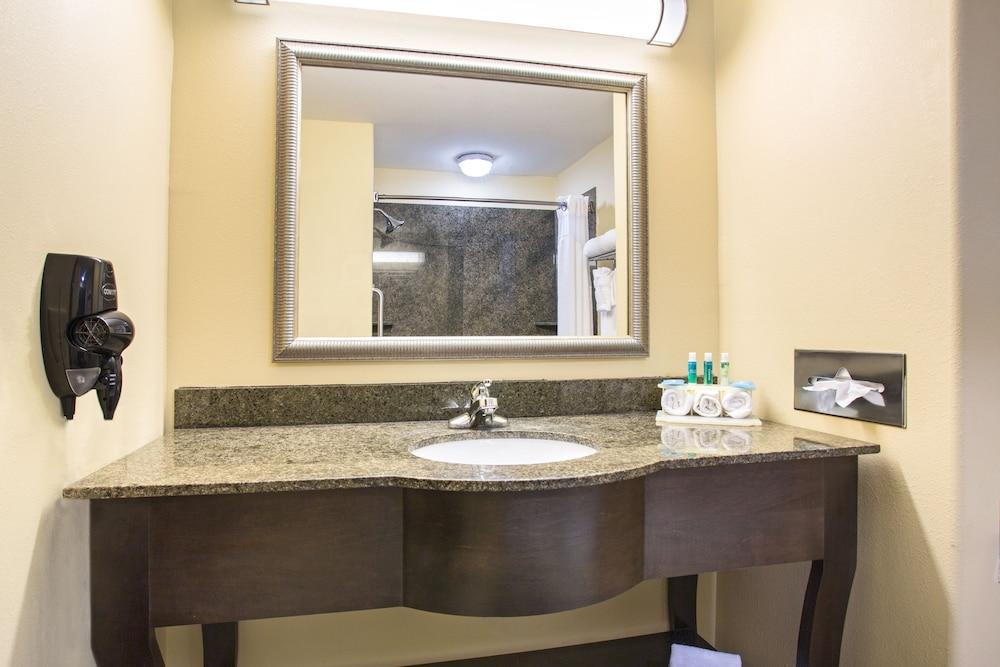 Holiday Inn Express And Suites Hotel - Pauls Valley By Ihg Extérieur photo